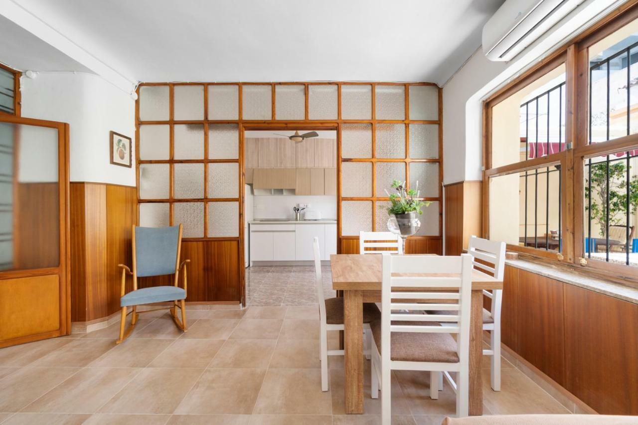 Homely Apartments Casa Carmen Торевиеха Екстериор снимка