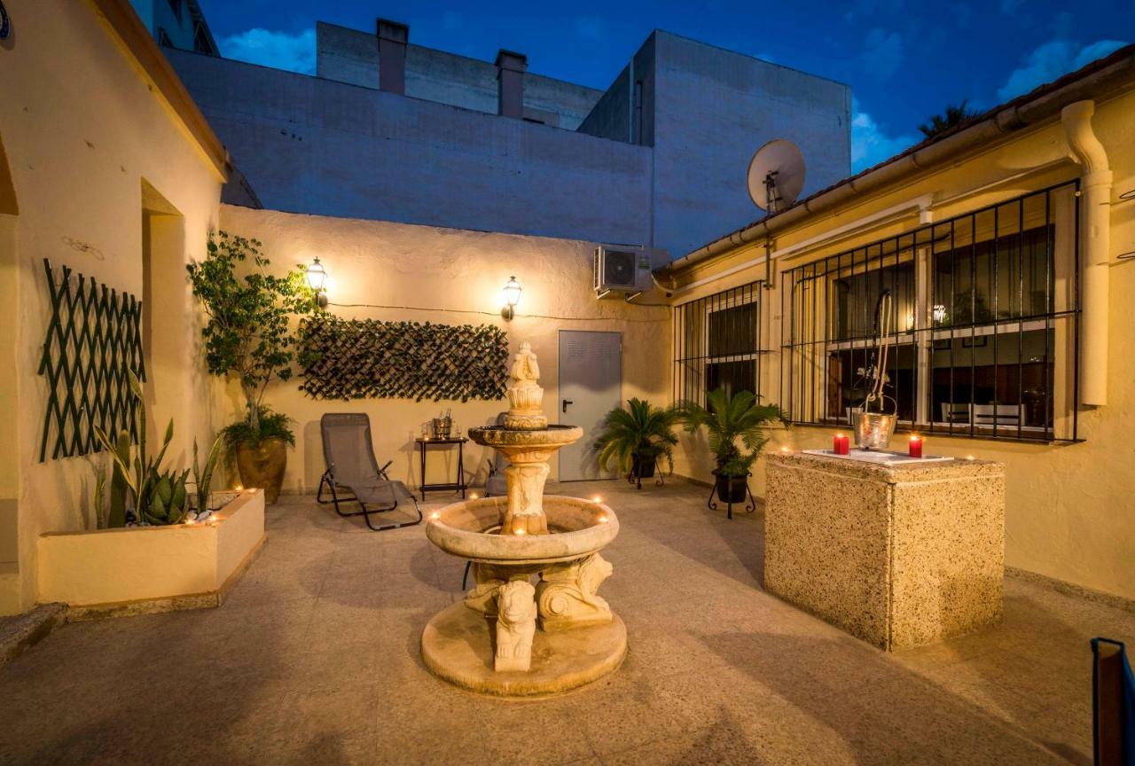 Homely Apartments Casa Carmen Торевиеха Екстериор снимка