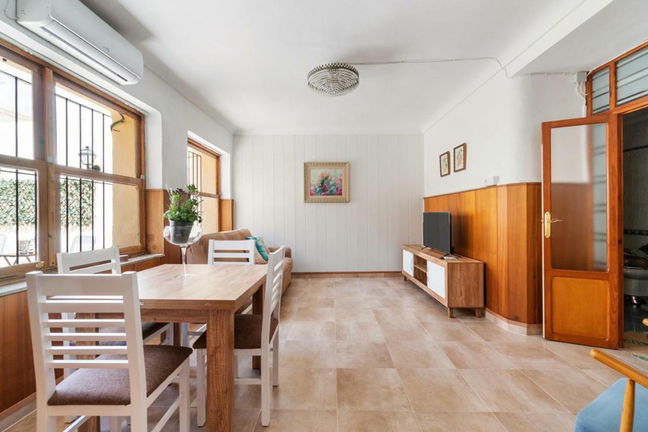Homely Apartments Casa Carmen Торевиеха Екстериор снимка