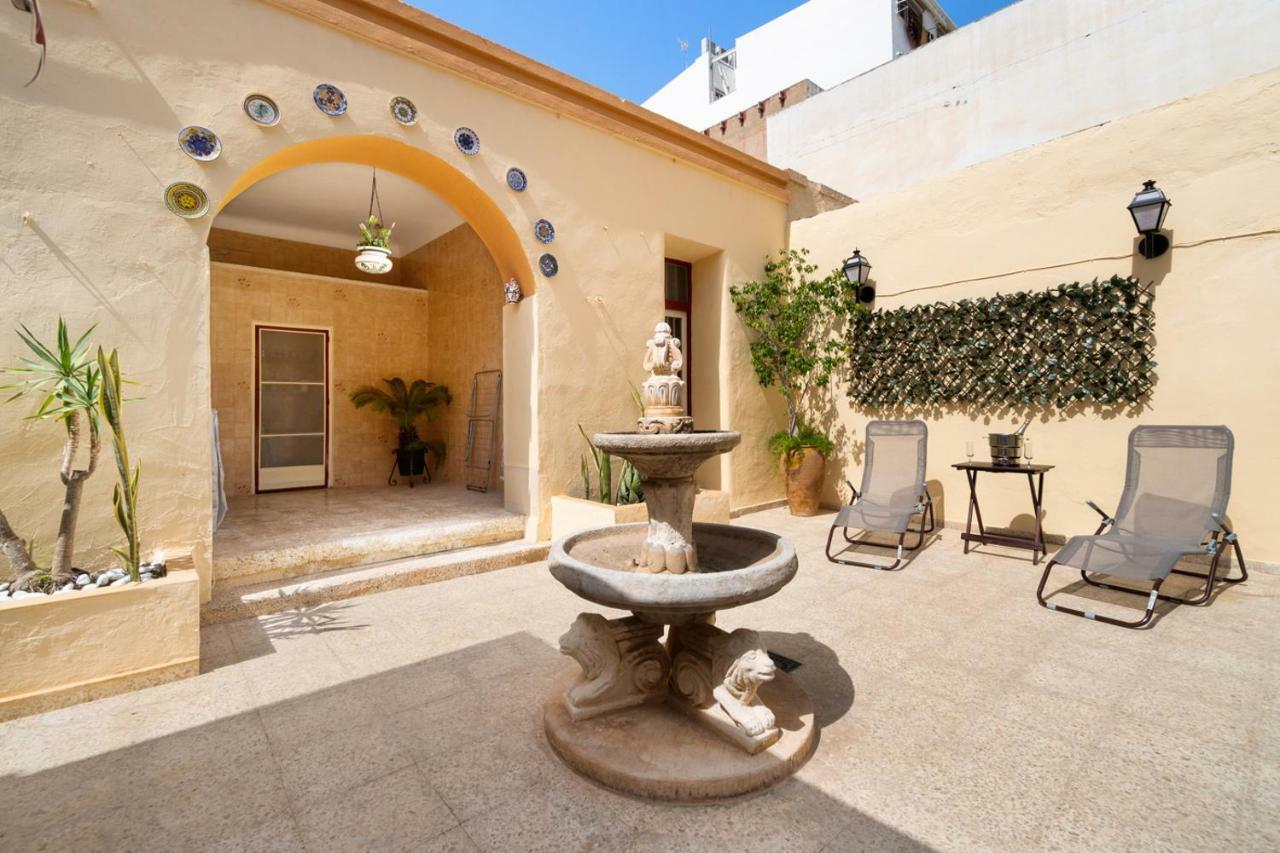Homely Apartments Casa Carmen Торевиеха Екстериор снимка
