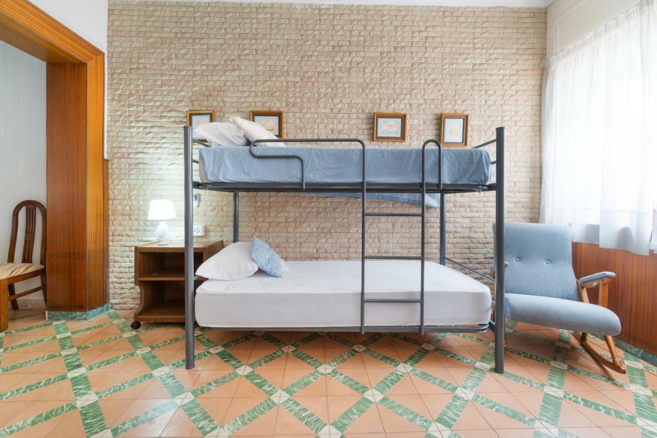 Homely Apartments Casa Carmen Торевиеха Екстериор снимка